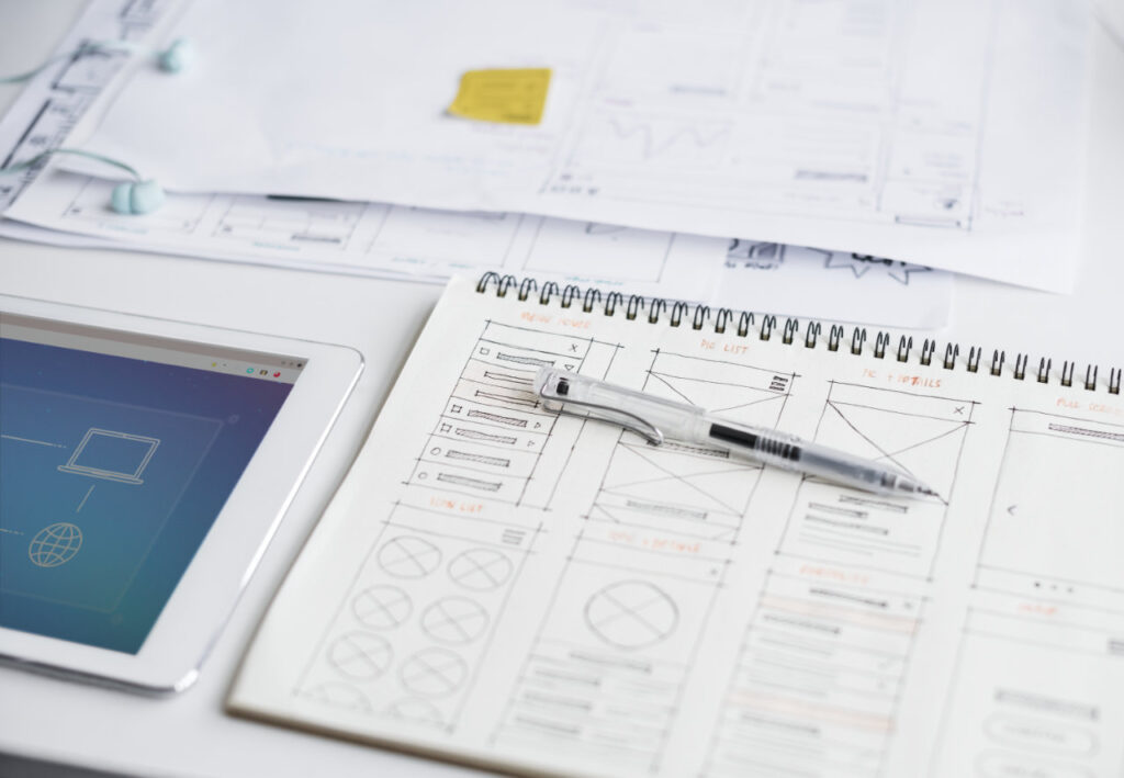 Web layout content design in a notebook - Pionieri del Tech